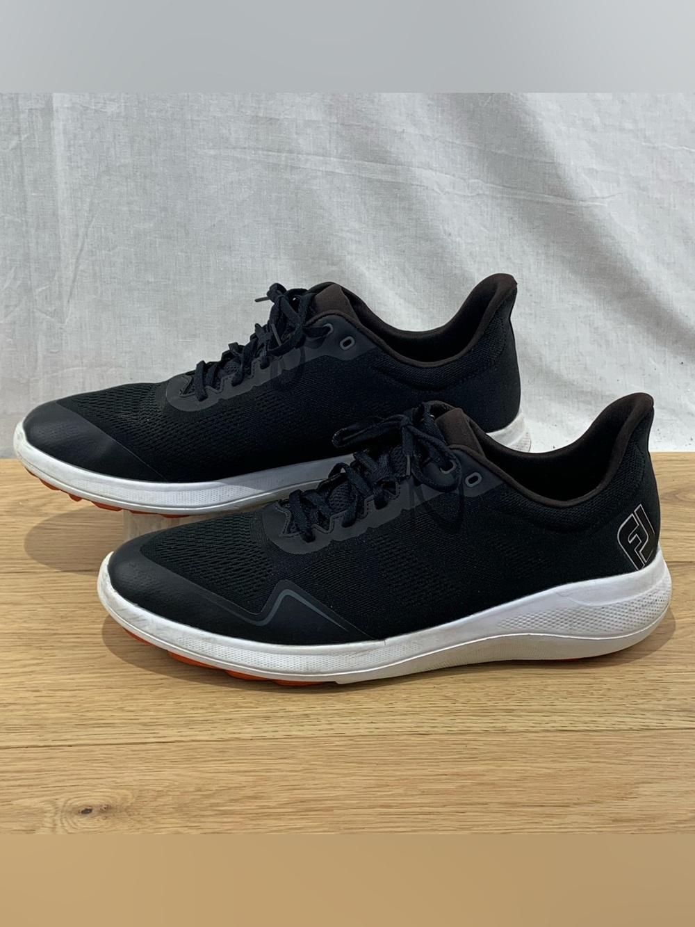 FootJoy Flex Spikeless Golf Shoes Men's 13 Black White Style 56141 Athletic Mesh